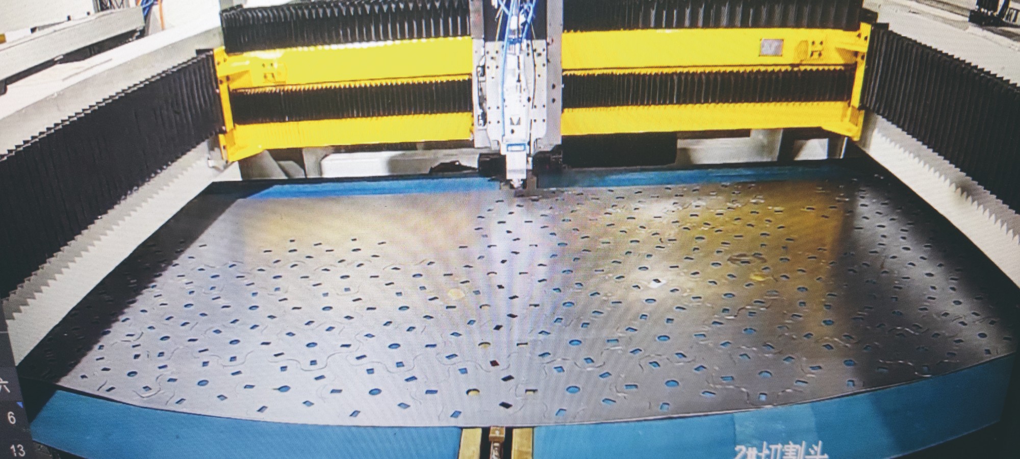Leveling Laser Cutting Line