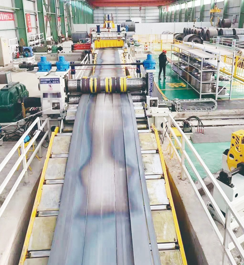 Slitting and Winging Line